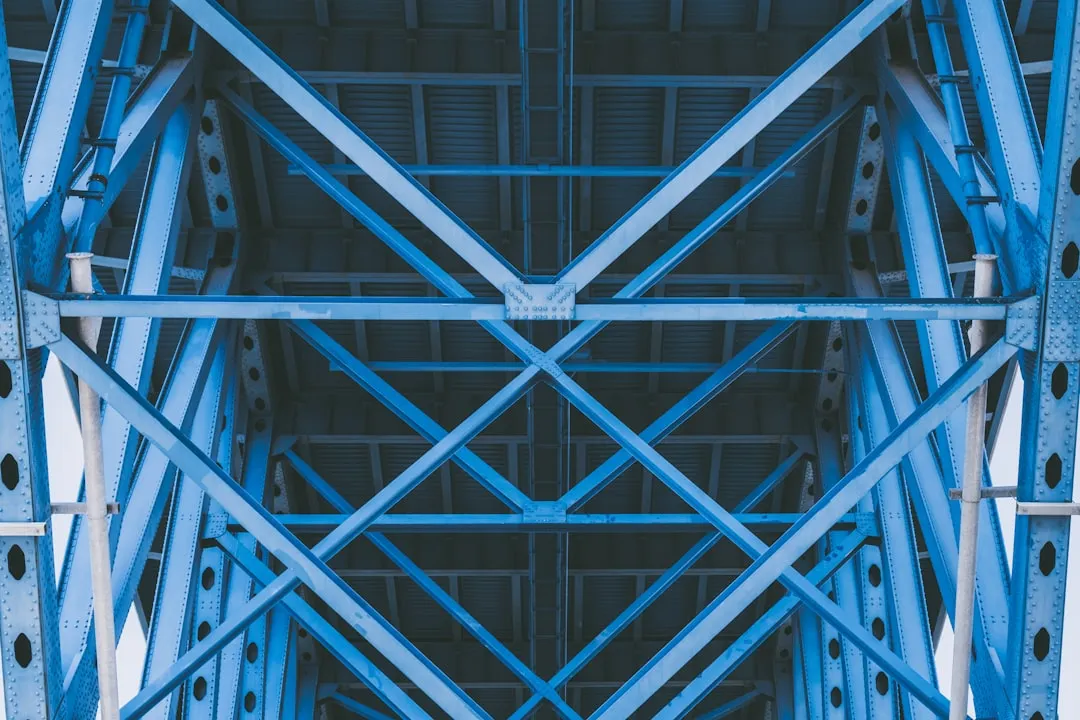 少儿美术培训课程体系设计中的核心要素与实施策略